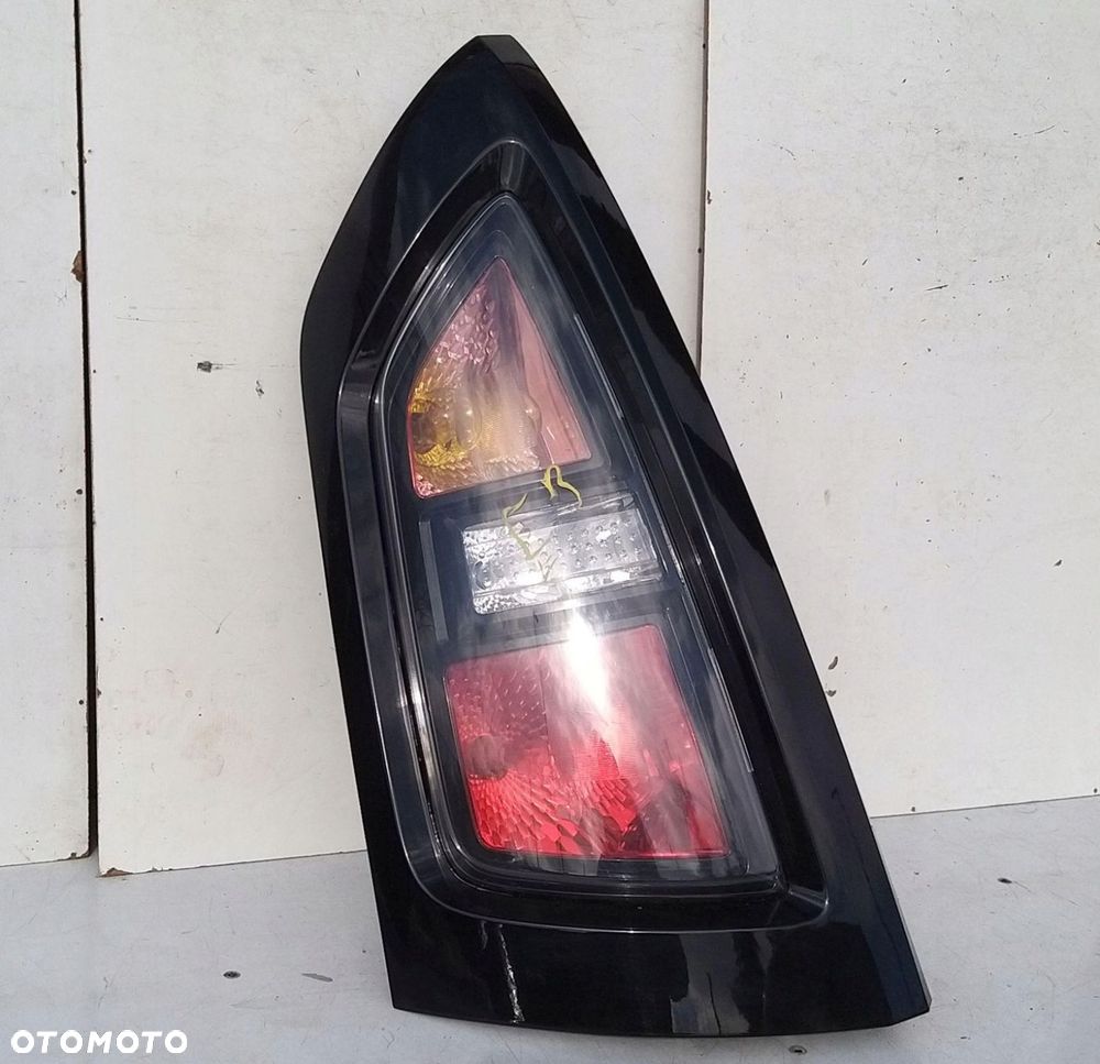 LAMPA TYLNA LEWA LEWY TYŁ KIA SOUL I 92401-2K0L OE - 2