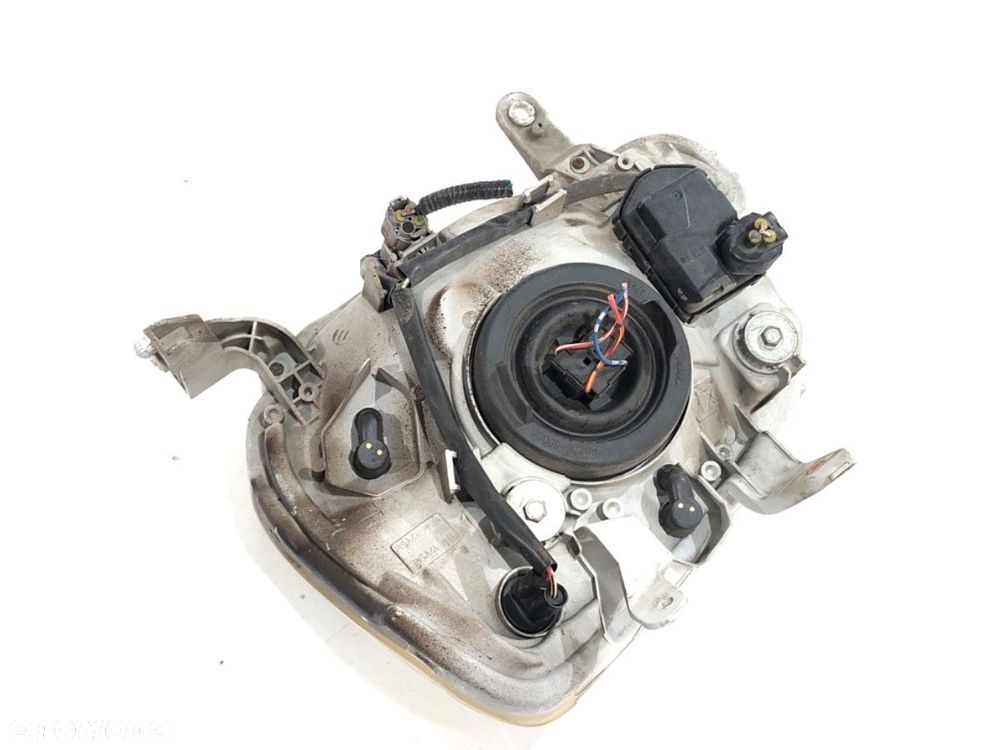 REFLEKTOR PRAWY PRZÓD  DAIHATSU CUORE VI (L251, L250_, L260_) 2003 - 2022 1.0 43 kW [58 KM] benzyna - 3