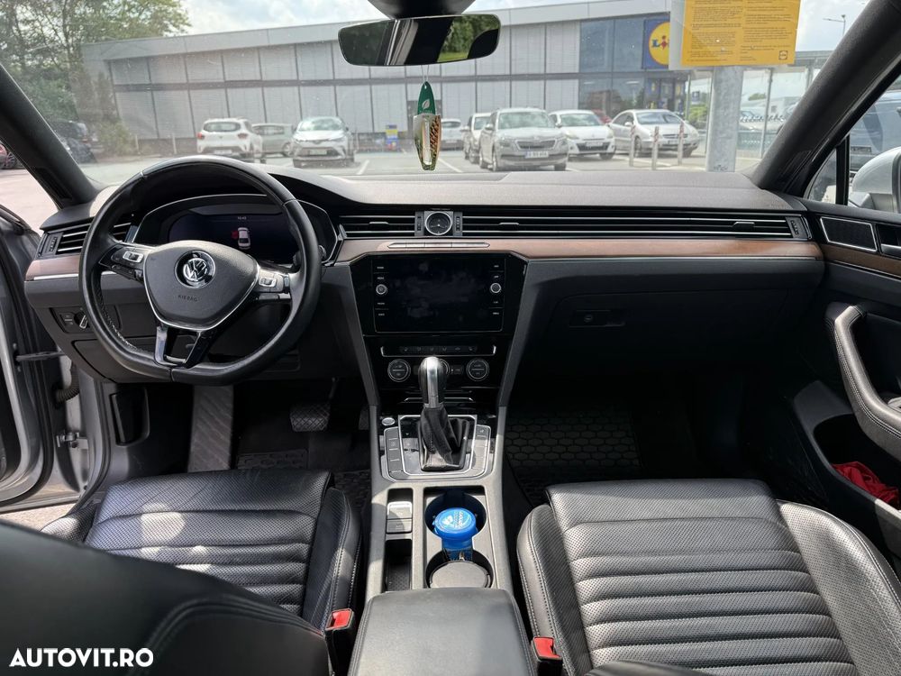 Volkswagen Passat 2.0 TDI DSG 4Motion Highline - 12