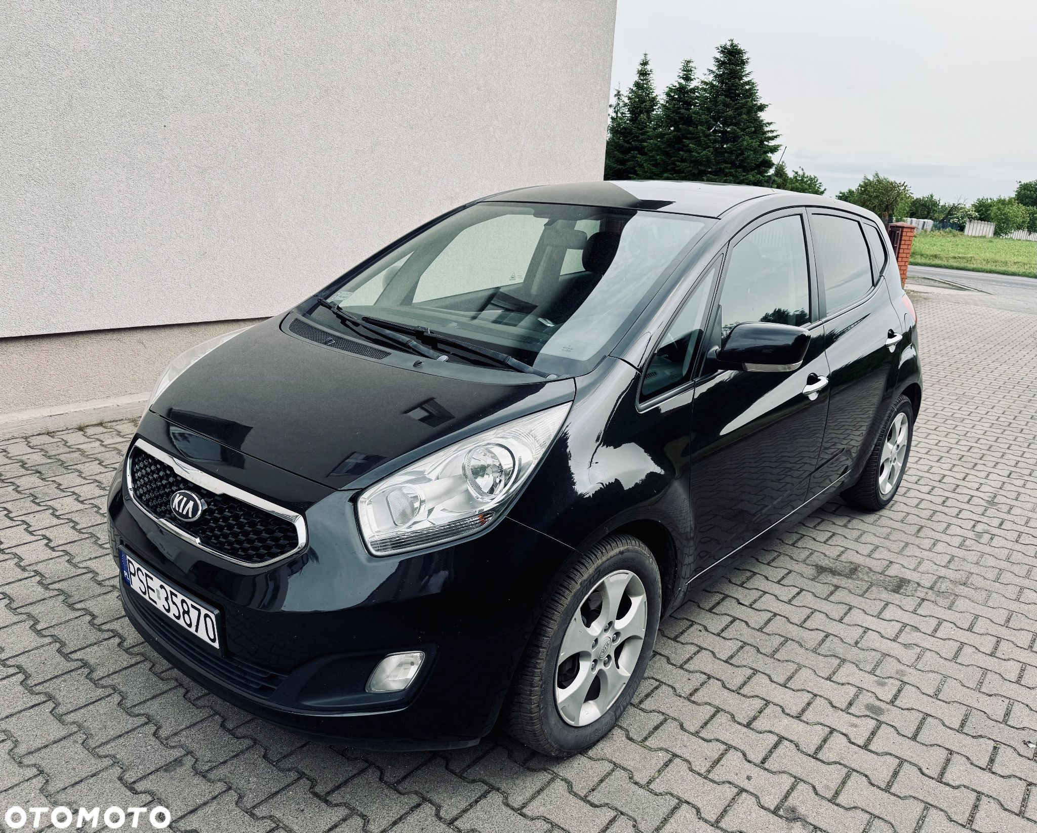 Kia Venga 1.6 CRDi 128 Business Line - 1