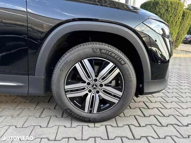 Mercedes-Benz EQB 250+ - 14