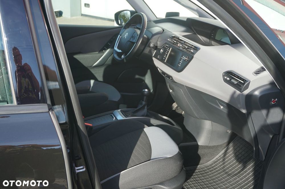 Citroën C4 Picasso - 16