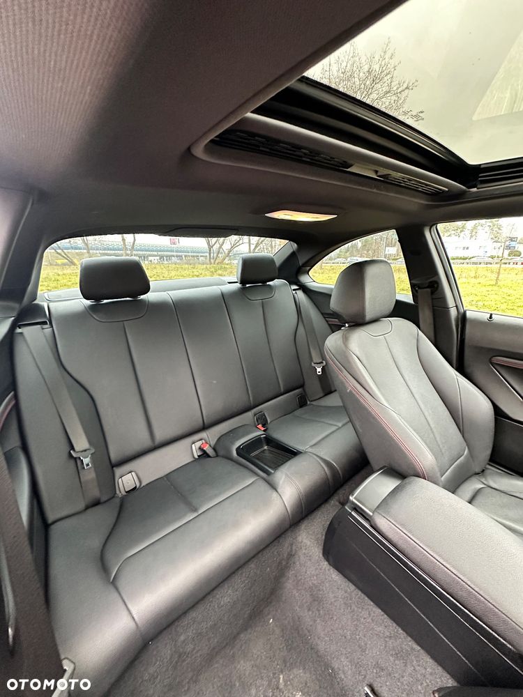 BMW Seria 2 230i Luxury Line - 23