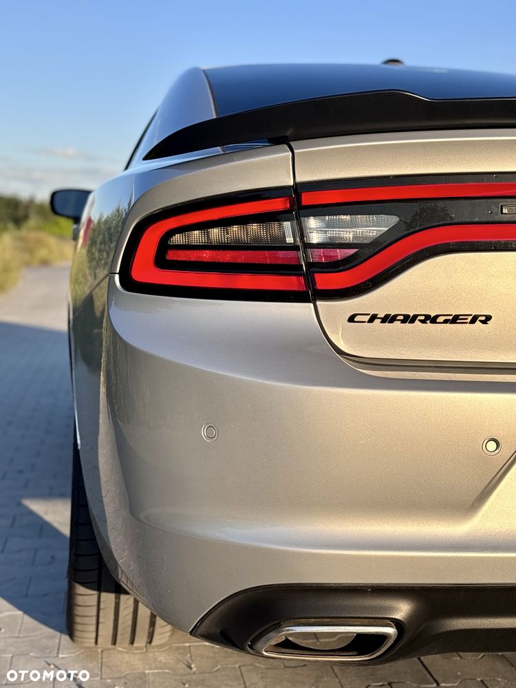 Dodge Charger - 7