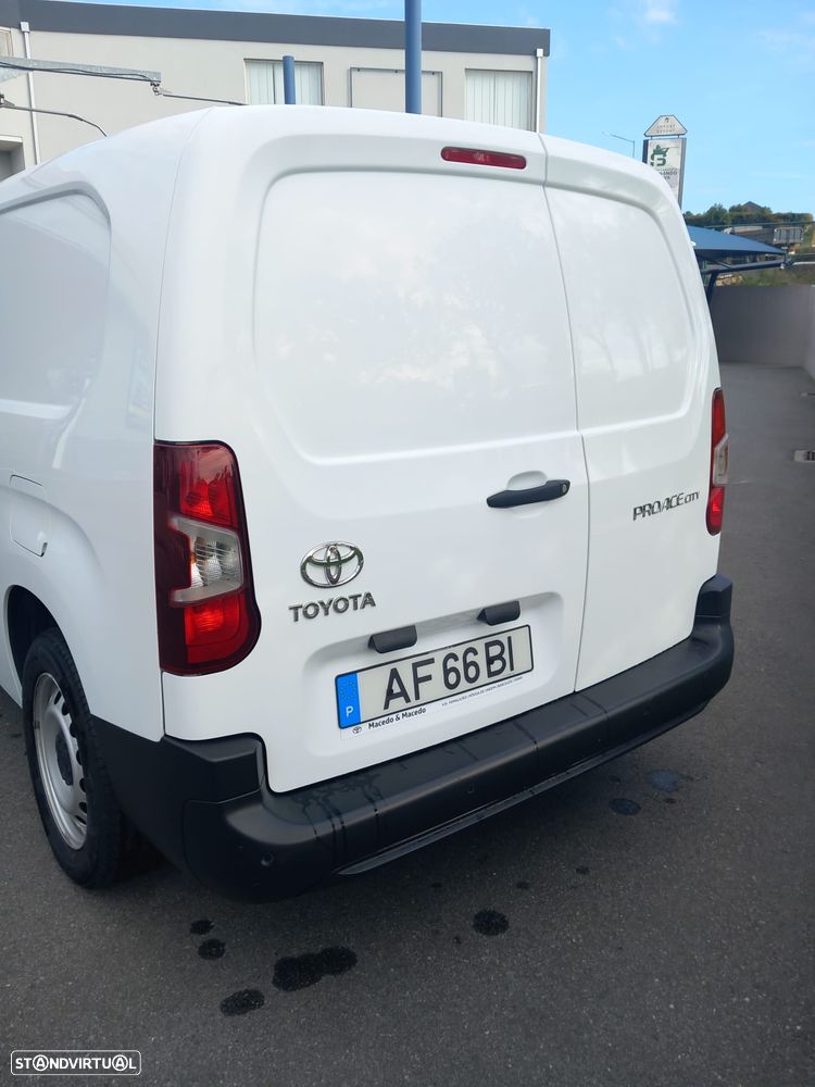 Toyota Proace City Verso - 11