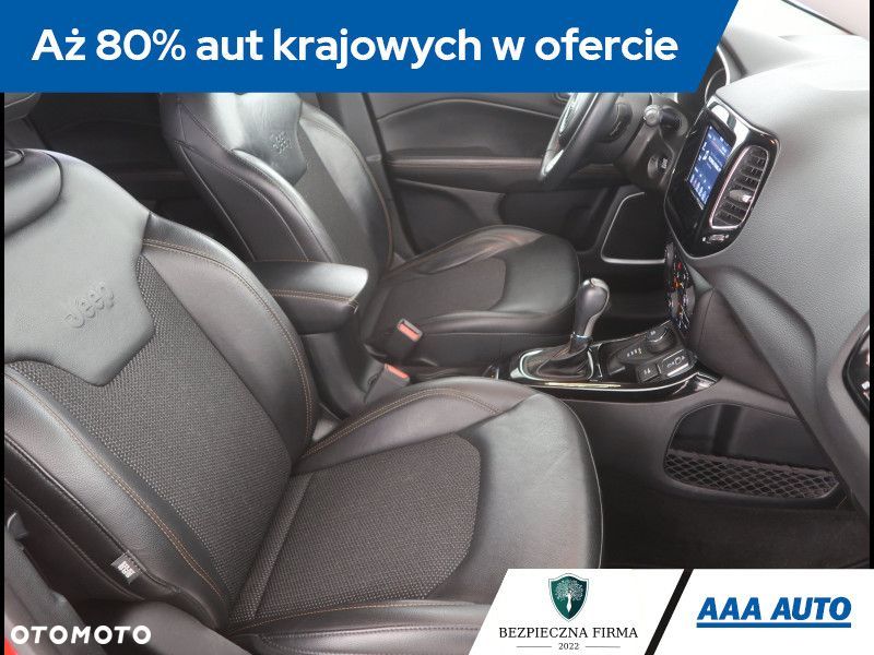 Jeep Compass - 10