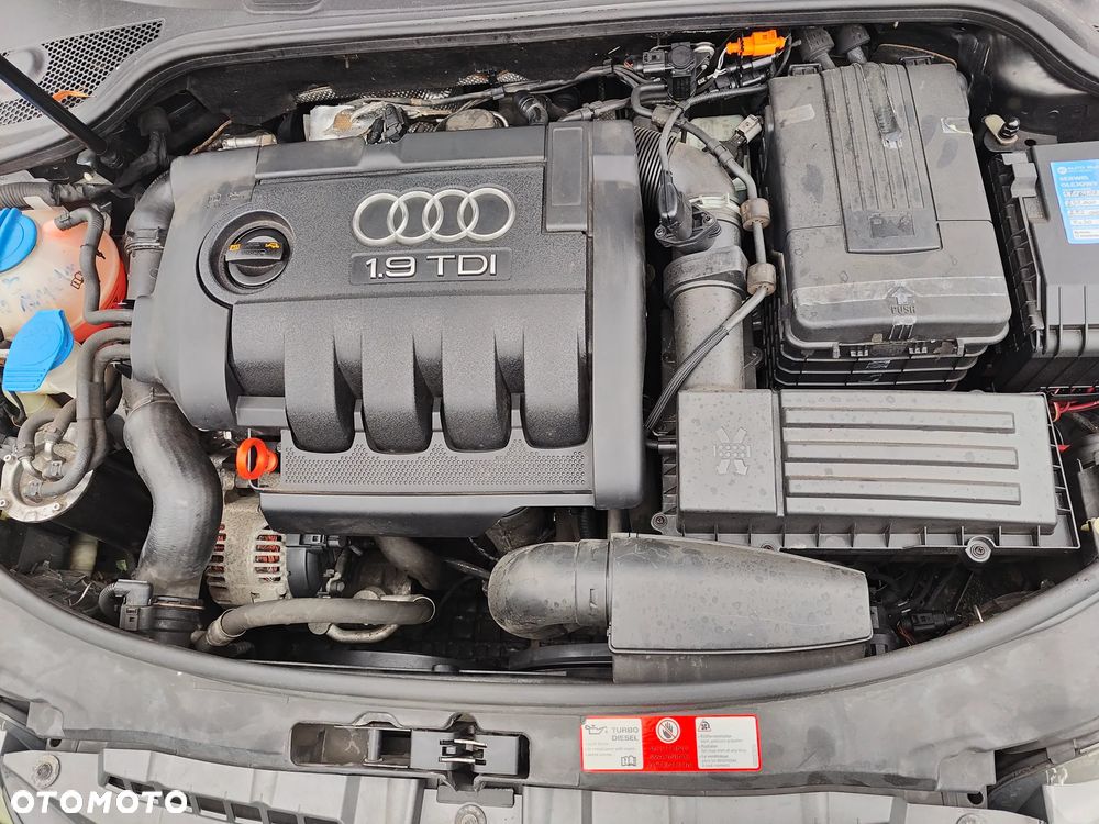 Audi A3 3-drzwiowe 1.9 TDI DPF e - 9