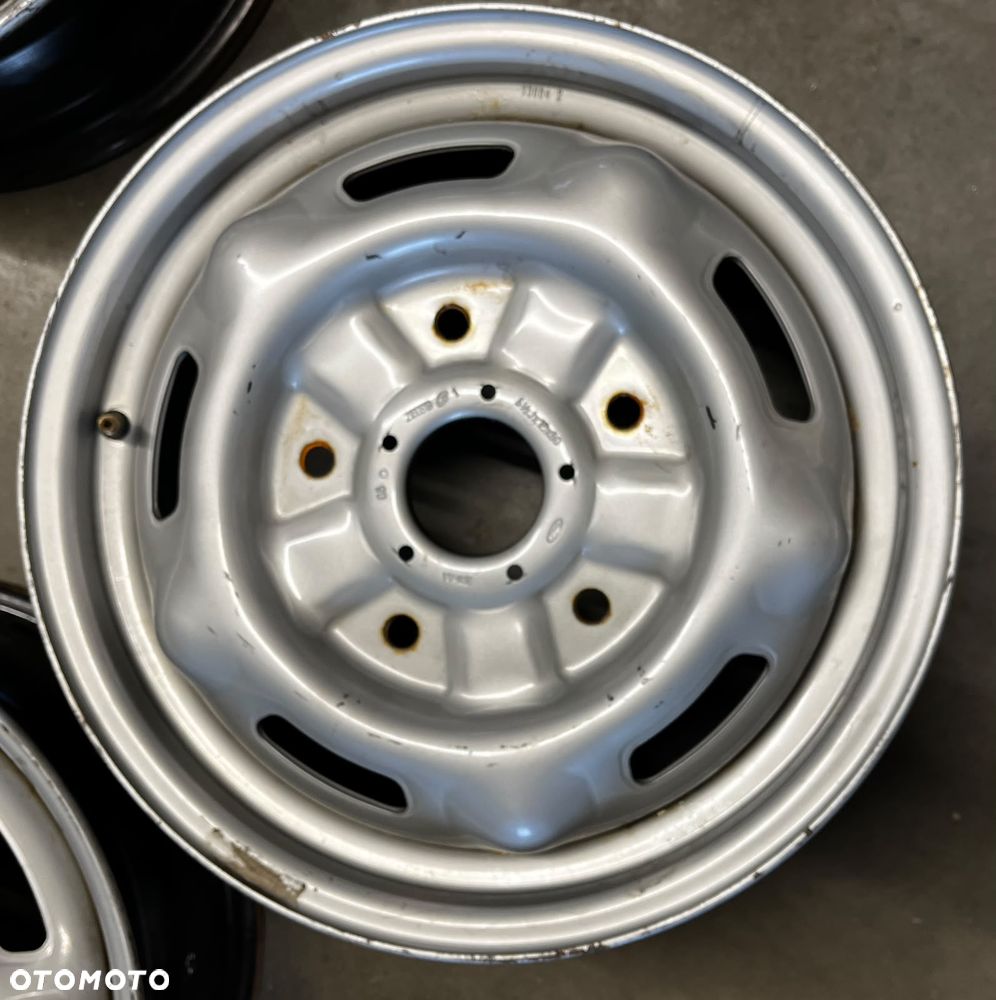 Felgi Stalowe Ford Transit 5,5 R17 5x150 ET50 używane Nr Kat. - 1