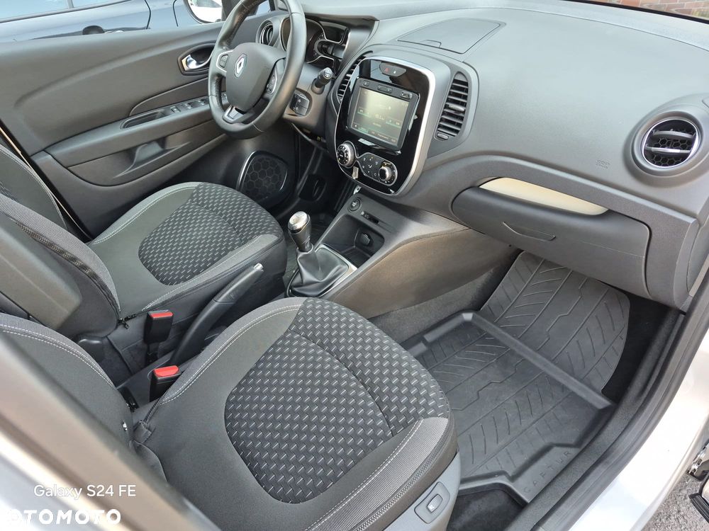 Renault Captur - 25