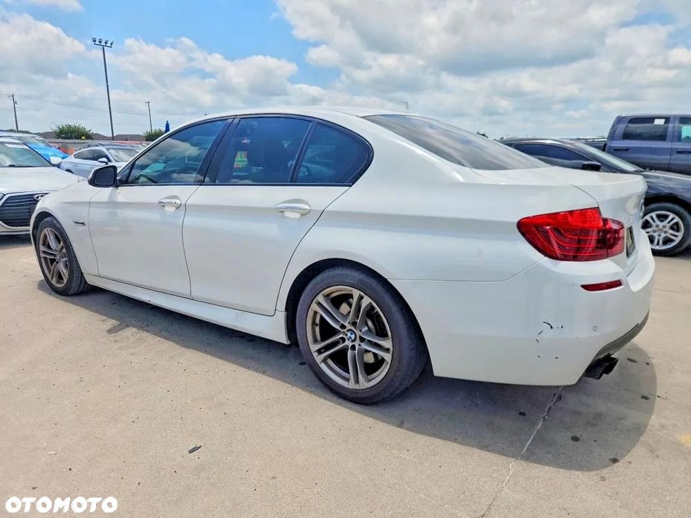 BMW Seria 5 528i xDrive Sport-Aut - 4