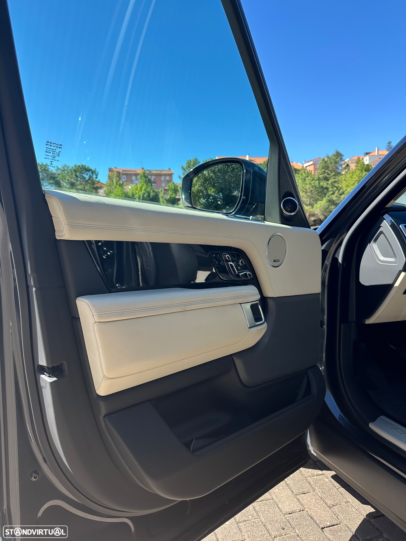 Land Rover Range Rover 2.0 Si4 PHEV Vogue - 15
