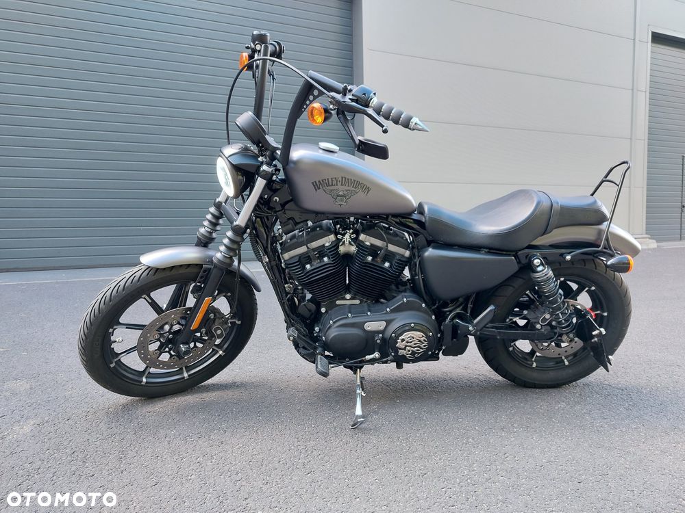 Harley-Davidson Sportster Iron 883 - 9