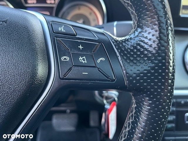 Mercedes-Benz GLA 220 CDI 4Matic 7G-DCT - 19
