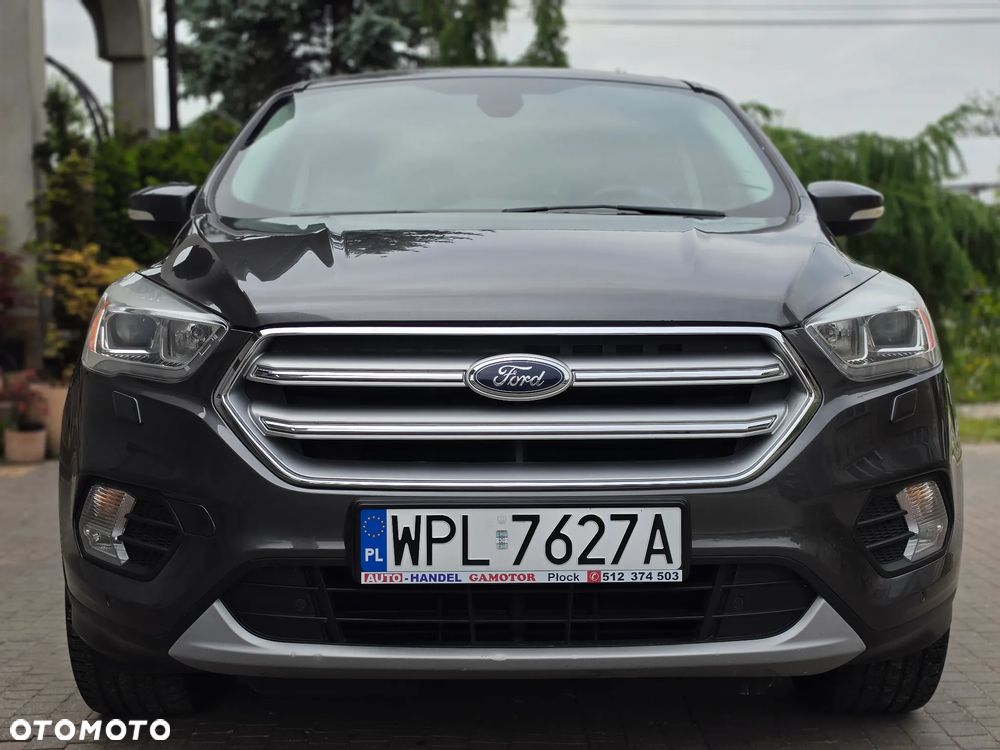 Ford Kuga - 1