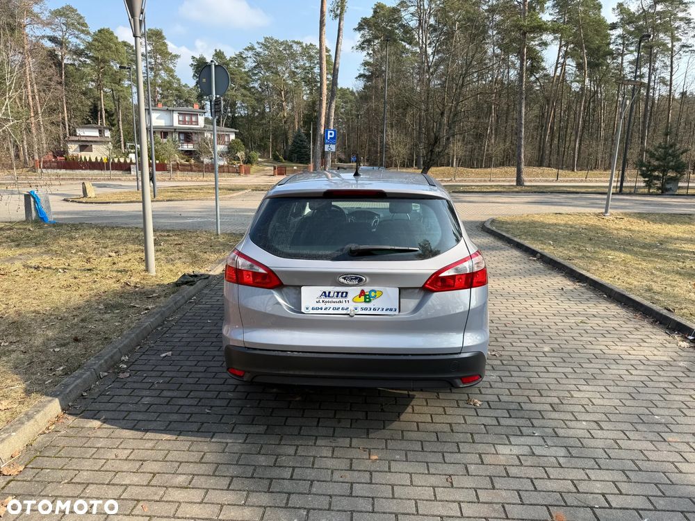 Ford Focus - 8
