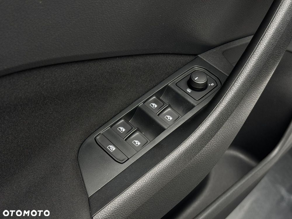 Skoda Kamiq 1.0 TSI Ambition DSG - 22