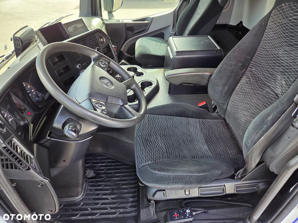 Mercedes-Benz Antos atego actros 1830 - 35