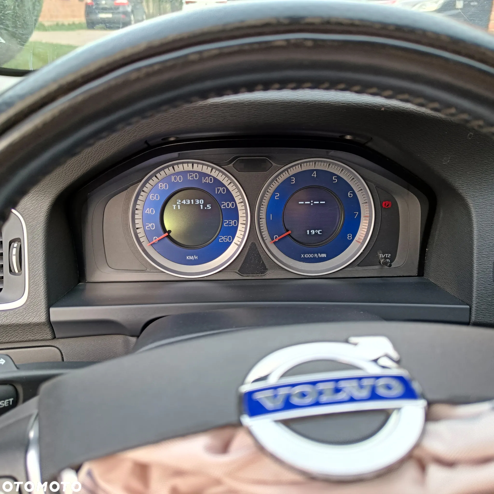 Volvo V60 T3 R-Design Kinetic - 9