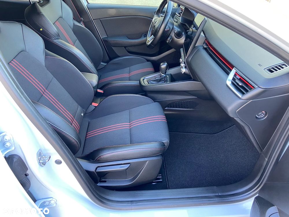 Renault Clio E-TECH 140 R.S LINE - 27