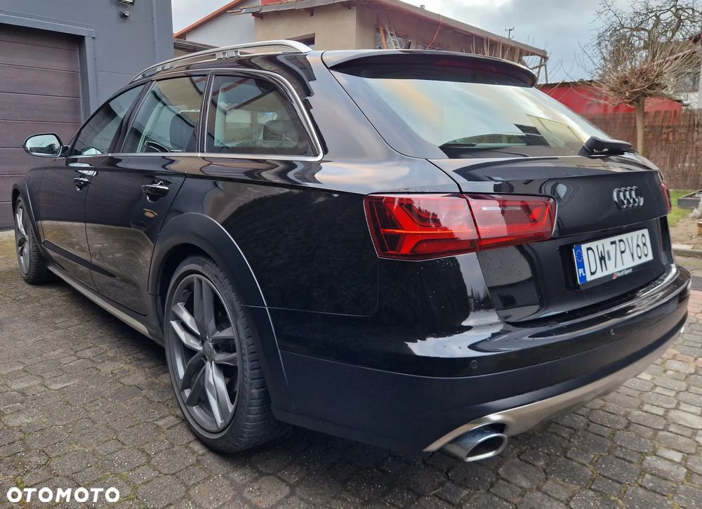 Audi A6 Allroad - 11