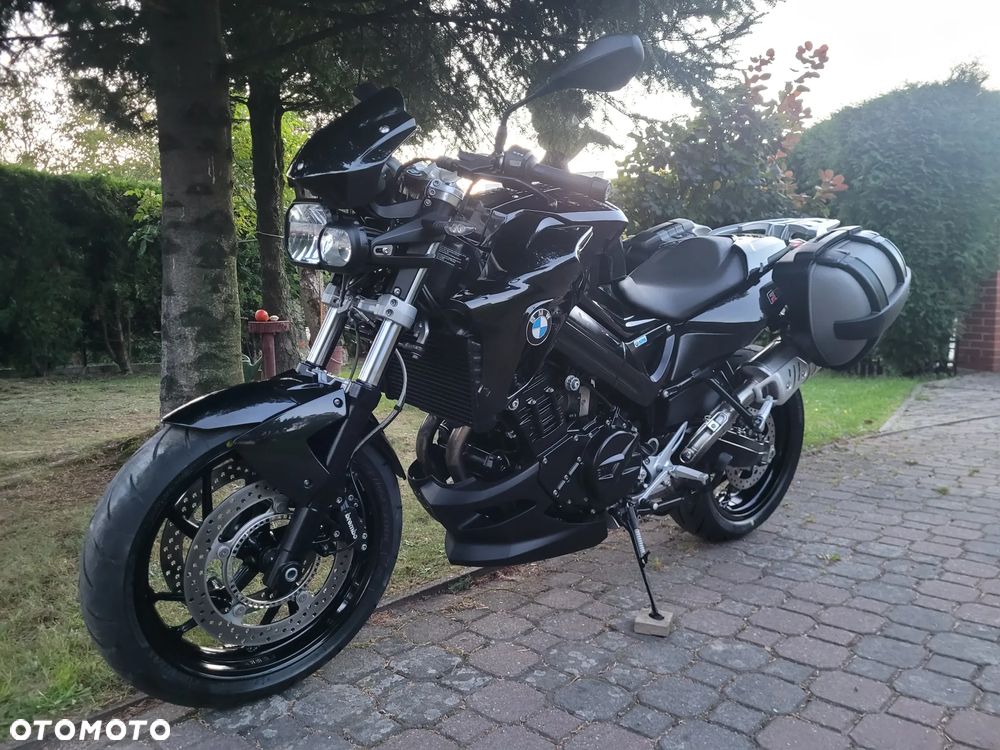 BMW F - 13