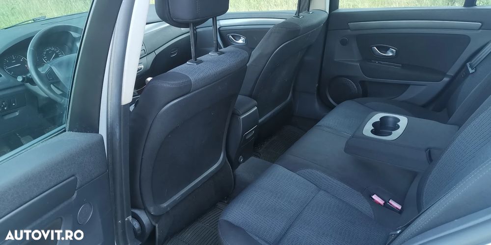 Renault Laguna - 15
