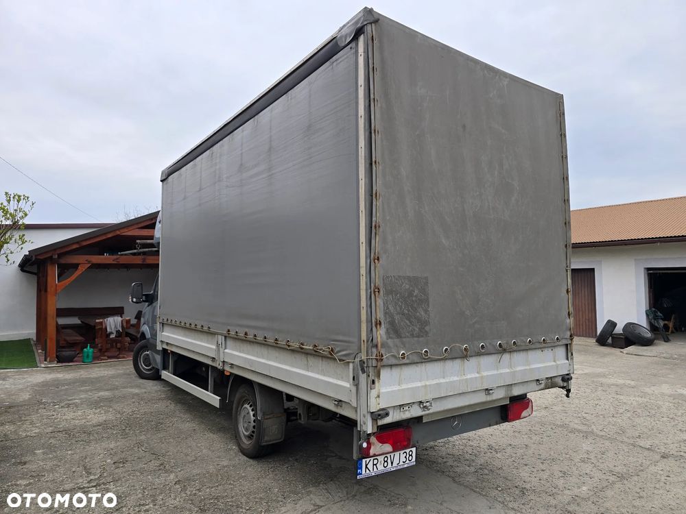 Mercedes-Benz Sprinter - 5