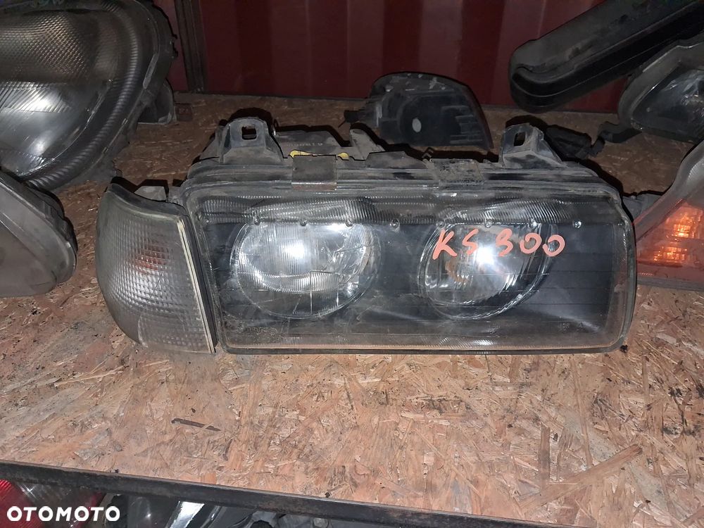 Reflektor LAMPA PRZÓD PRAWY PRAWA BMW E36 - 1