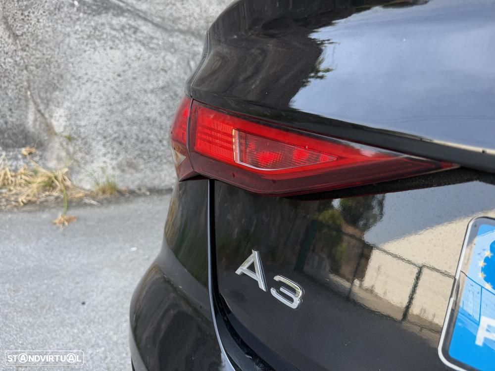 Audi A3 Limousine 30 TFSI S tronic sport - 13