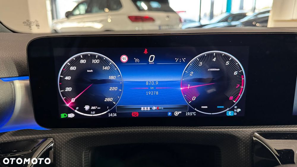 Mercedes-Benz Klasa A 200 AMG Line 7G-DCT - 16