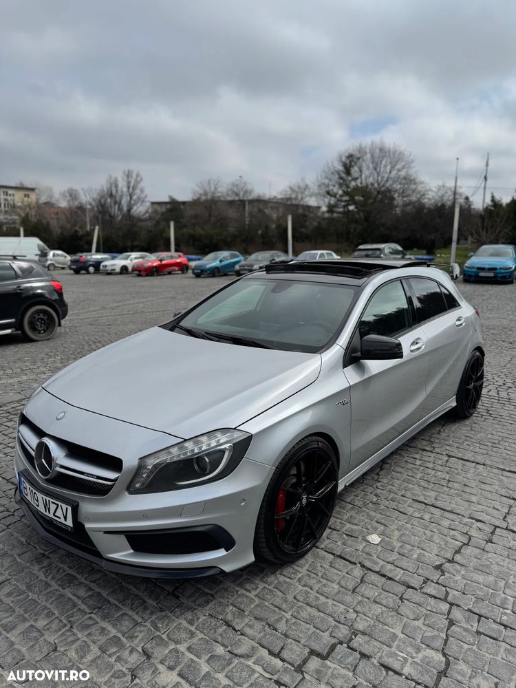 Mercedes-Benz A 45 AMG - 9