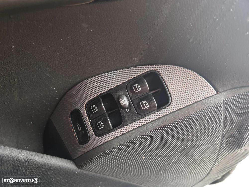 Mercedes CLK C209 PORTA FRENTE ESQUERDA - PF655 - 8