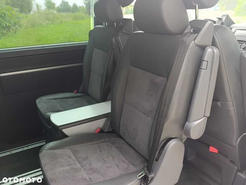 Volkswagen Multivan - 14
