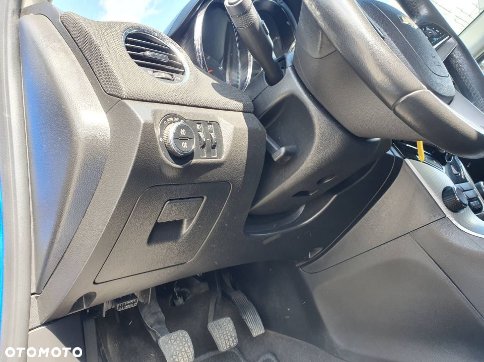 DESKA KOKPIT CHEVROLET CRUZE - 2