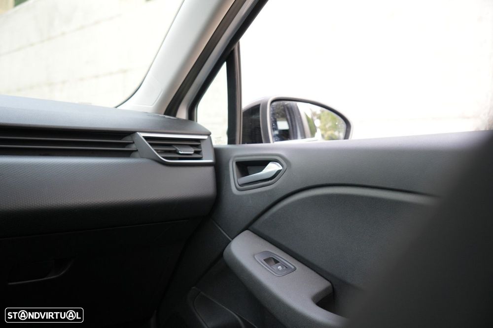 Renault Clio 1.0 TCe Equilibre - 17