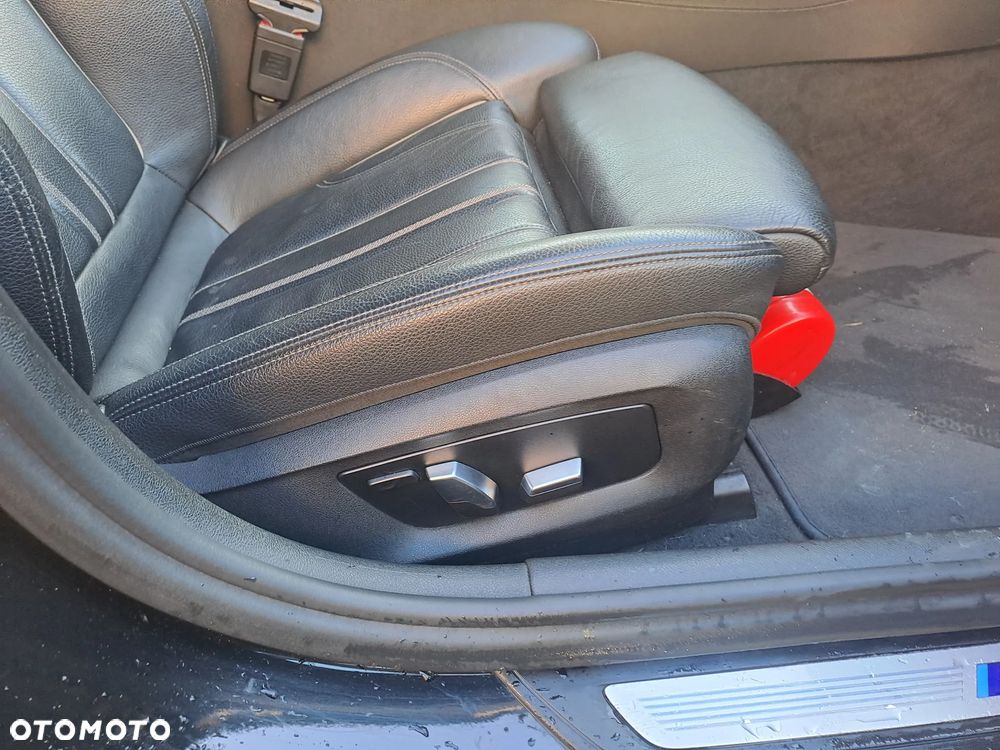 BMW Seria 5 520d M Sport Edition - 16