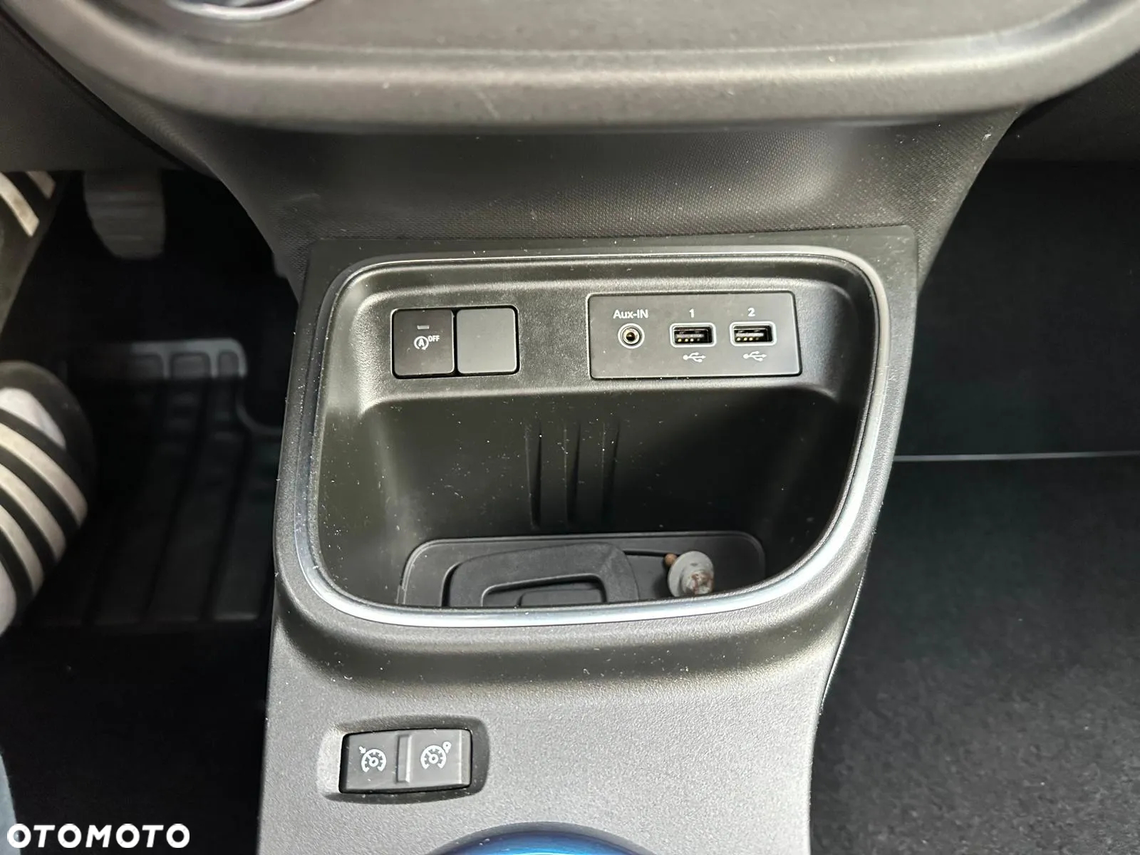 Renault Twingo SCe 75 Signature - 26