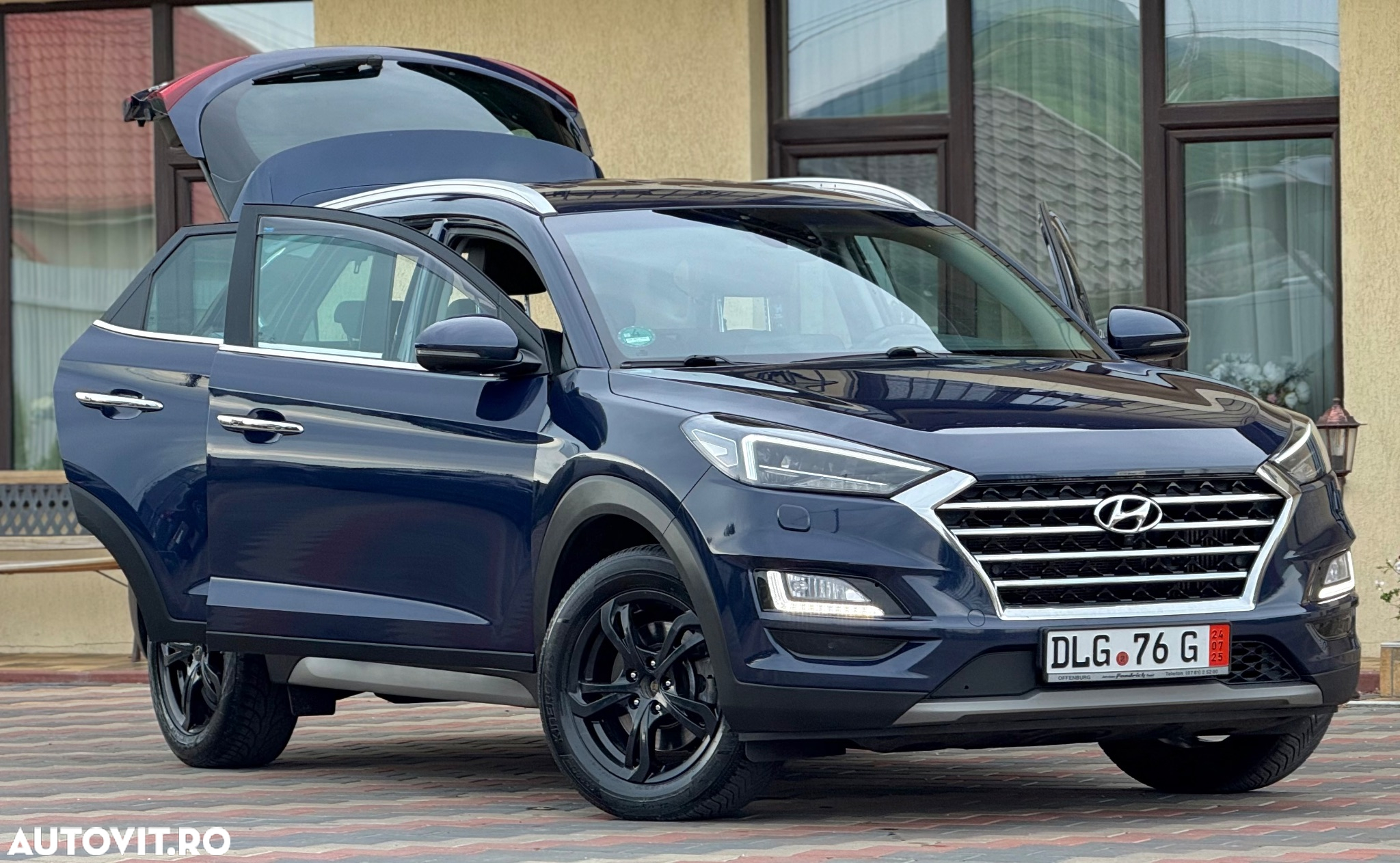 Hyundai Tucson 2.0 CRDI 4WD Automatik Premium - 22