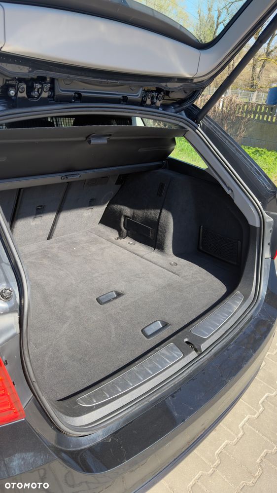 BMW Seria 3 320i Sport Line - 14