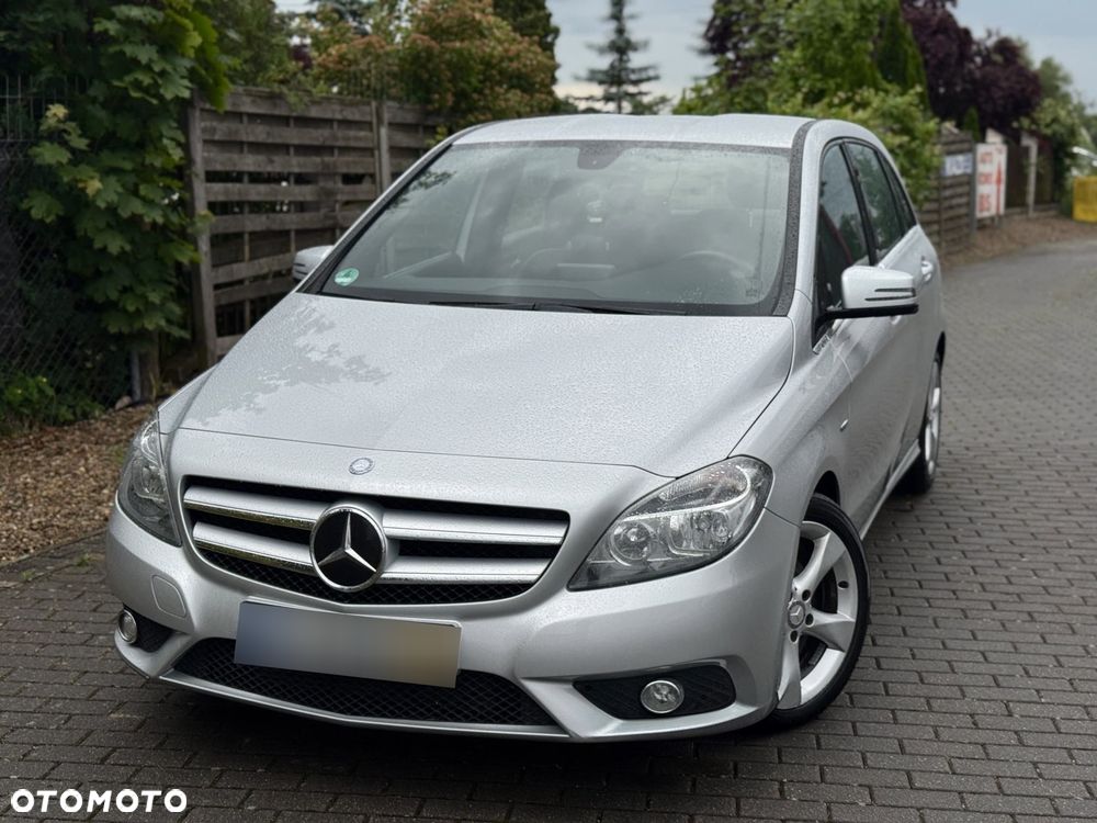 Mercedes-Benz Klasa B 180 Peak Edition - 5