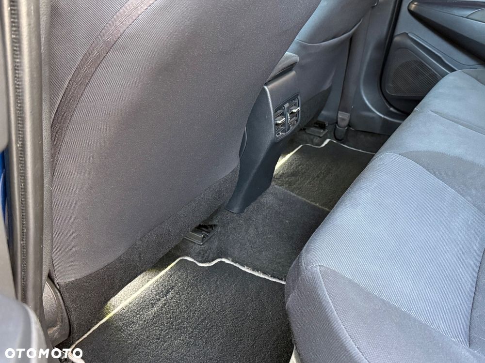 Toyota Corolla 1.8 Hybrid Comfort - 17