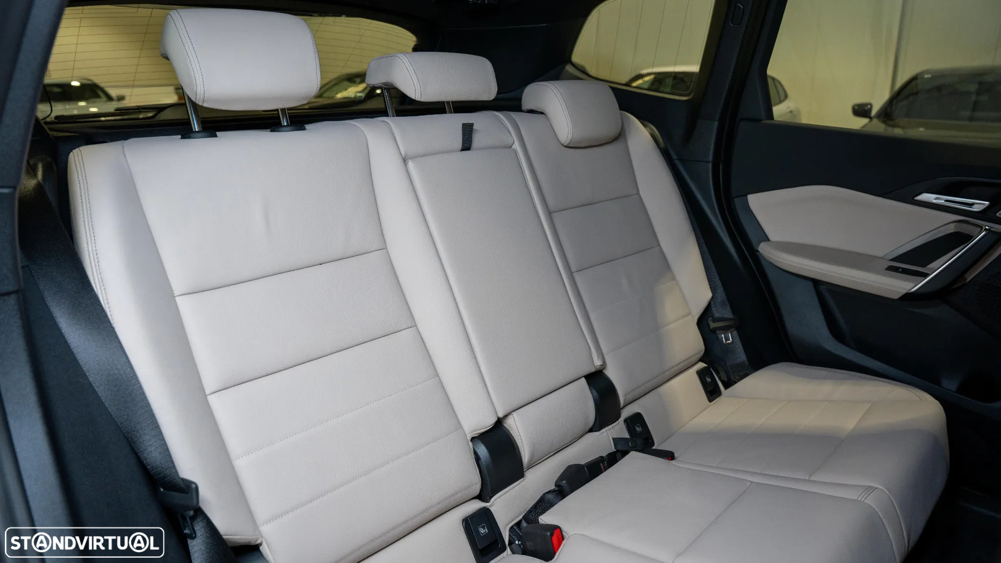 BMW iX1 xDrive30 Pack Desportivo M - 26