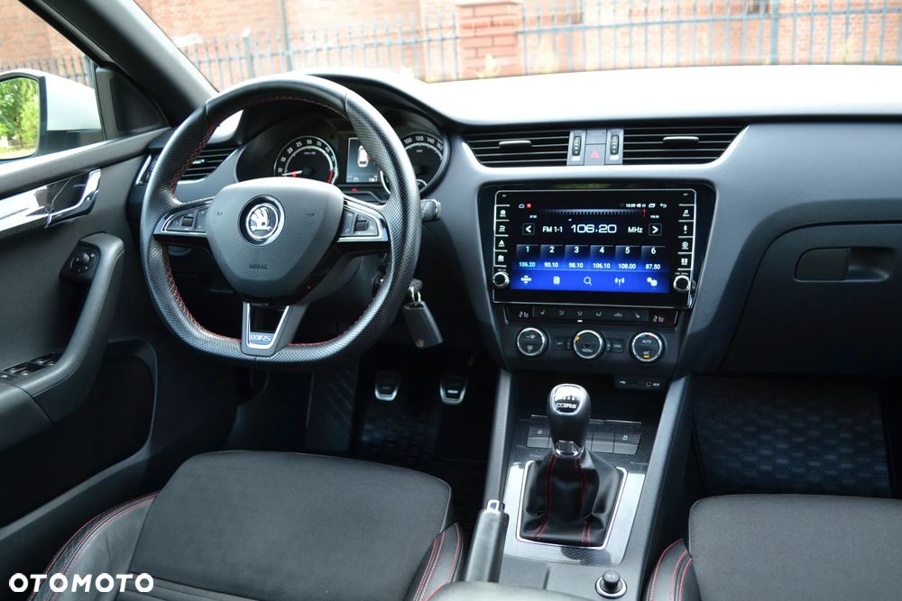 Skoda Octavia 2.0 TDI (Green tec) RS - 23