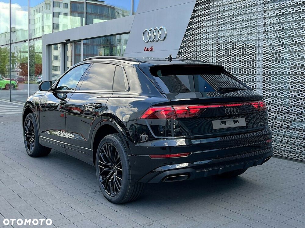 Audi Q8 - 3