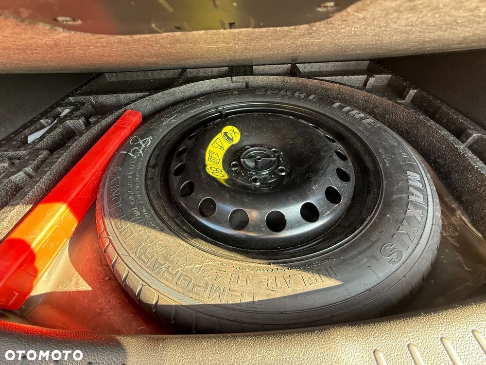 Ford Kuga 1.5 EcoBoost FWD Titanium ASS MMT6 - 8