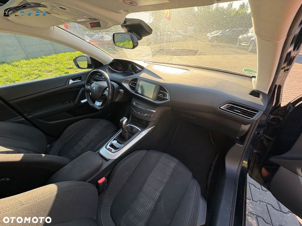 Peugeot 308 110 e-THP Stop & Start Allure - 31
