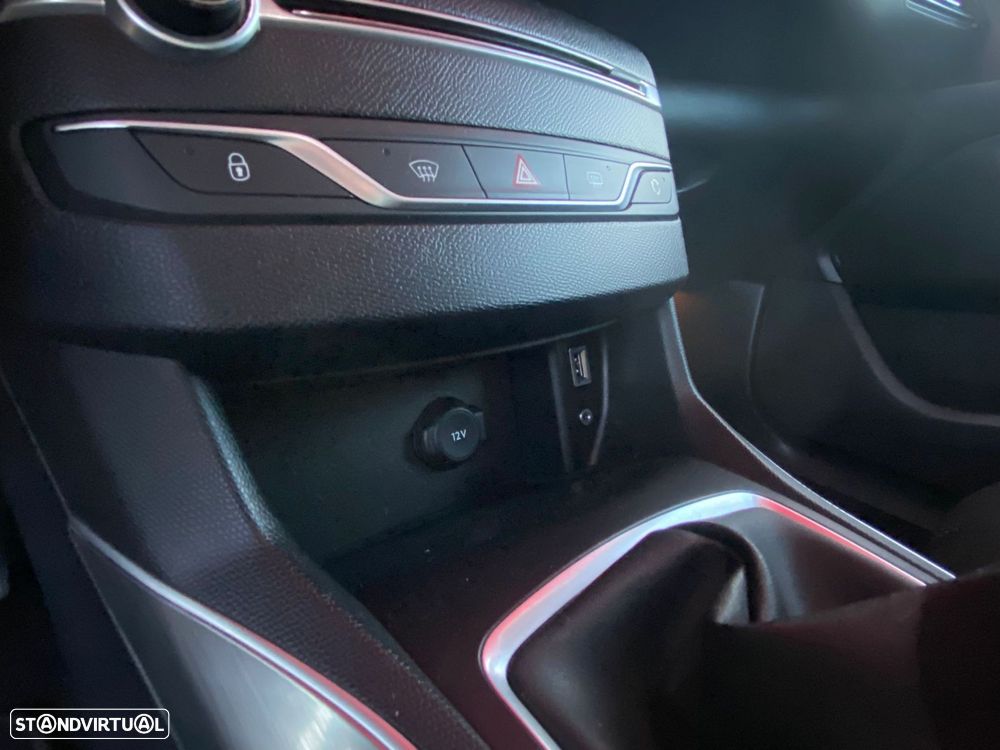 Peugeot 308 SW 1.6 BlueHDi GT Line - 13