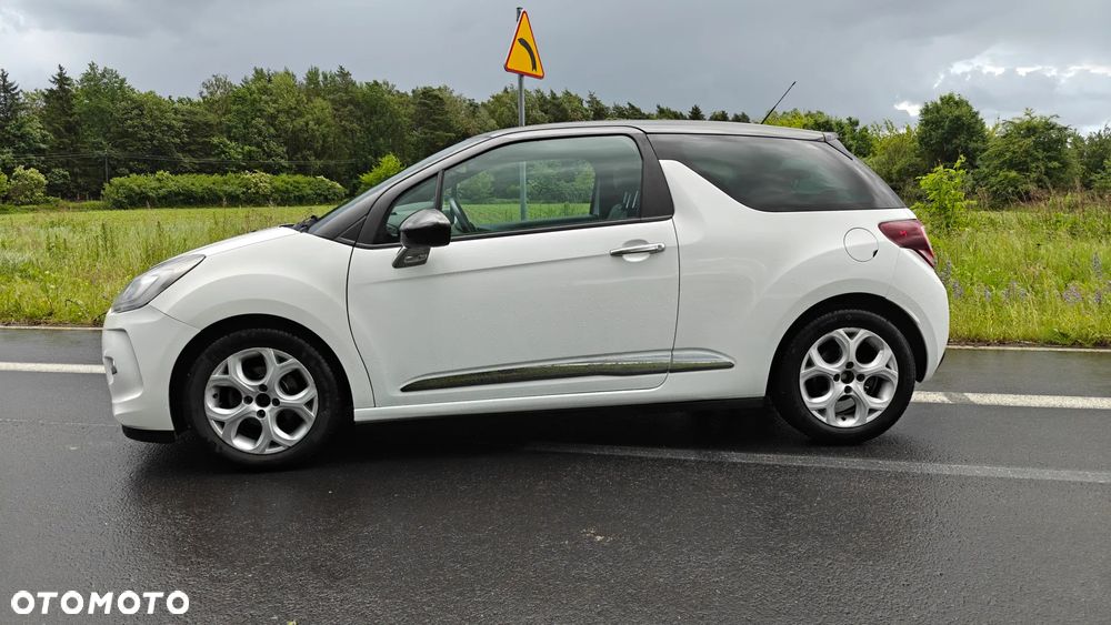 Citroën DS3 1.6 HDi 99g SoChic - 3