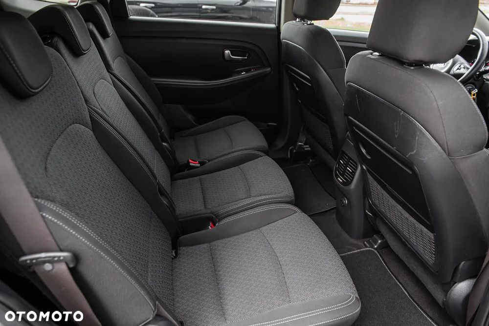 Kia Carens 1.7 CRDi XL 7os - 29