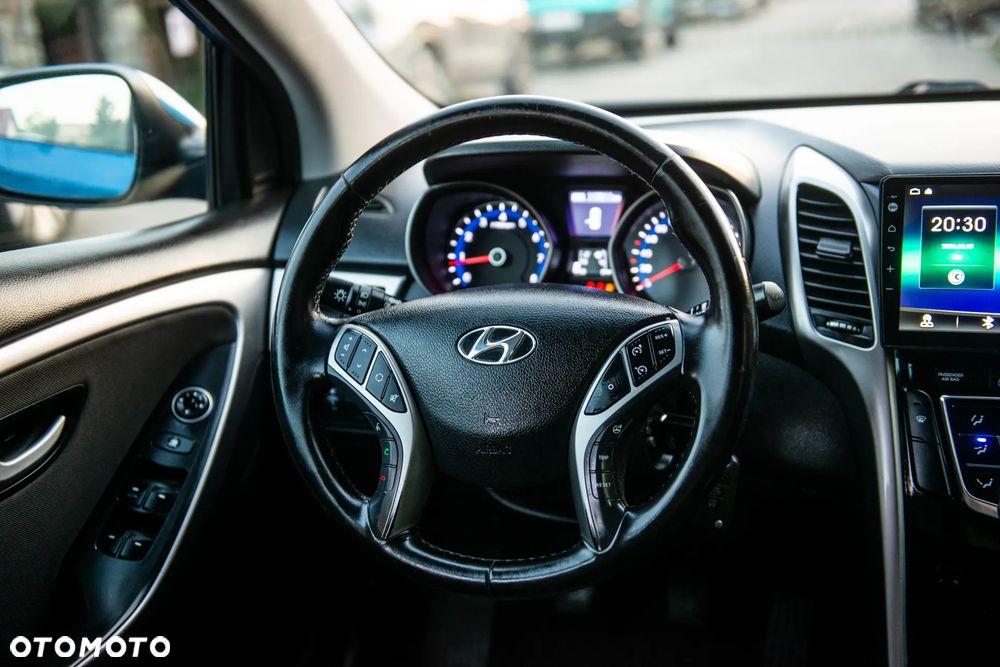 Hyundai i30 1.6 Comfort - 31